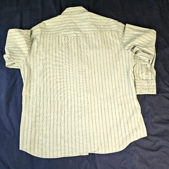 XL Lucky Brand Pearl Snap Shirt - Picture 5 of 5
